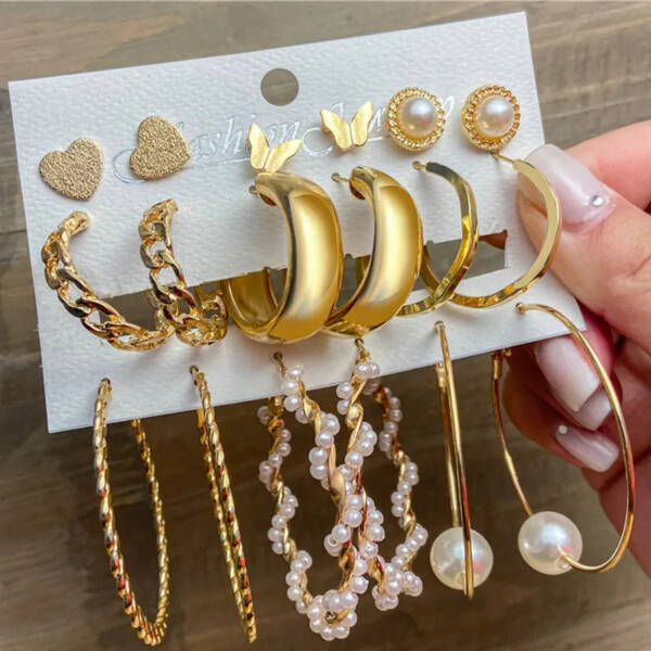 trendy gold plated earrings set
