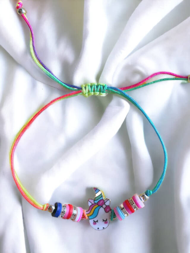 kids thread bracelet