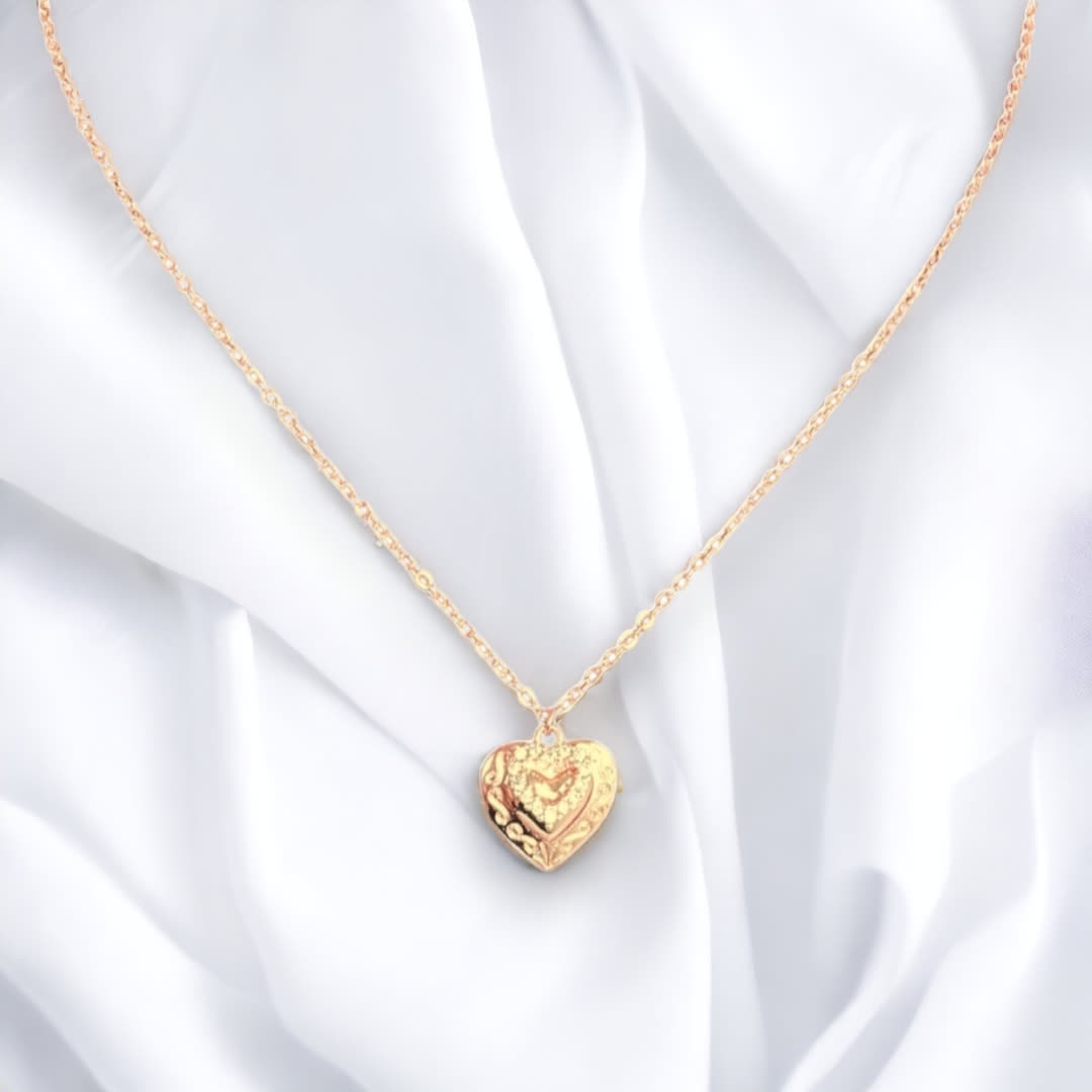 WhatsApp-Image-2023-06-13-at-11.57-PhotoRoom-2 Heart Zirconia Necklace