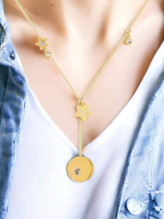 Shine bright like a star with our stunning necklace
