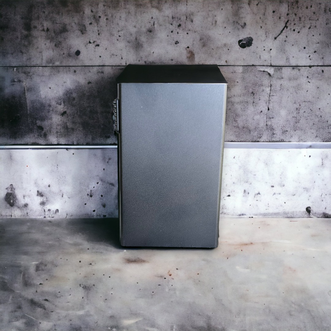 Card-Holder - 3-PhotoRoom