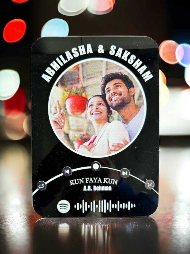 acrylic photo frame
